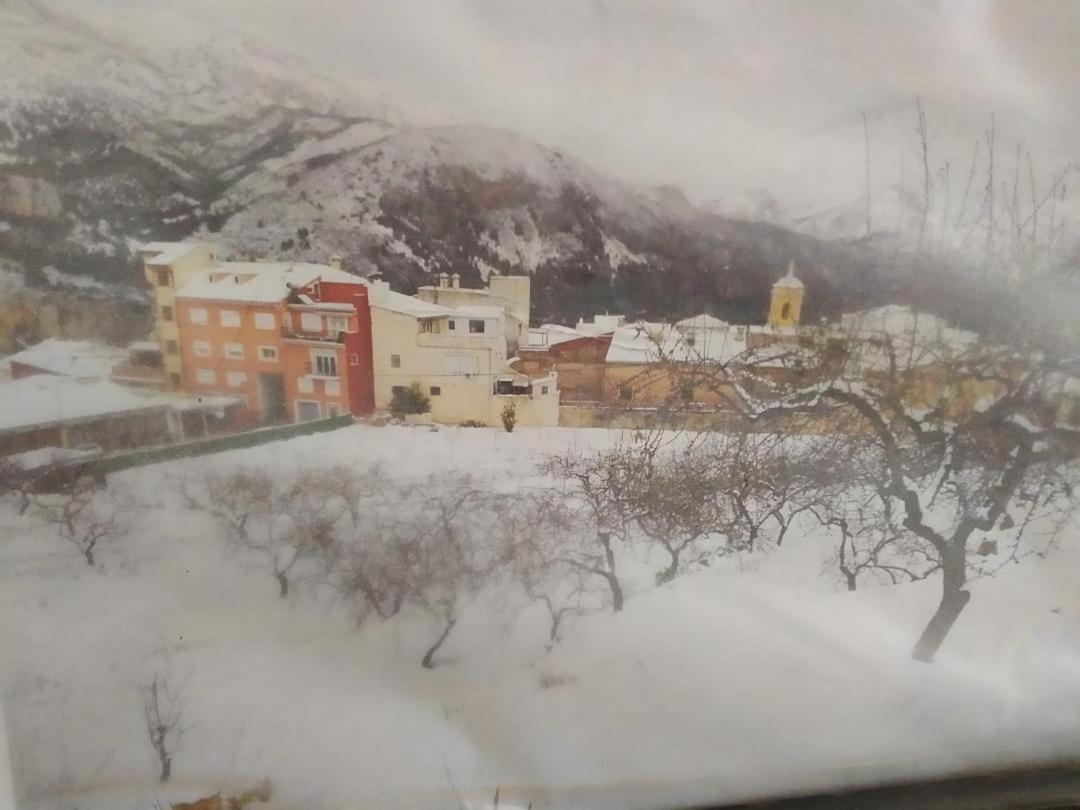 Vila Corralets Confrides Exteriér fotografie