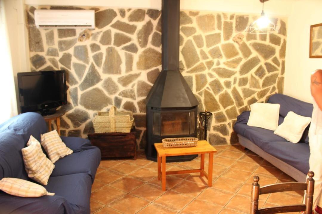 Vila Corralets Confrides Exteriér fotografie